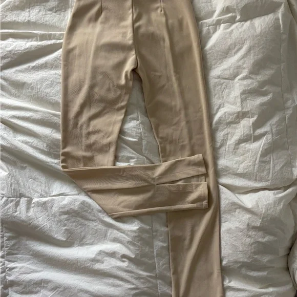 En Saison Cream High-Waisted Trousers - Picture 4 of 4